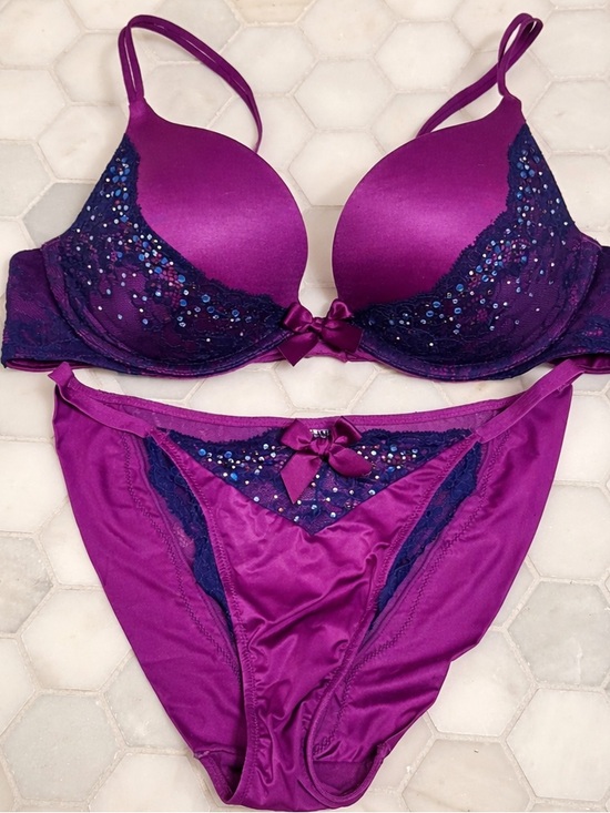 Victoria's Secret Other - Victoria’s Secret Very Sexy Bra Panty Set 36B Purple Lace Push Up Rhinestone